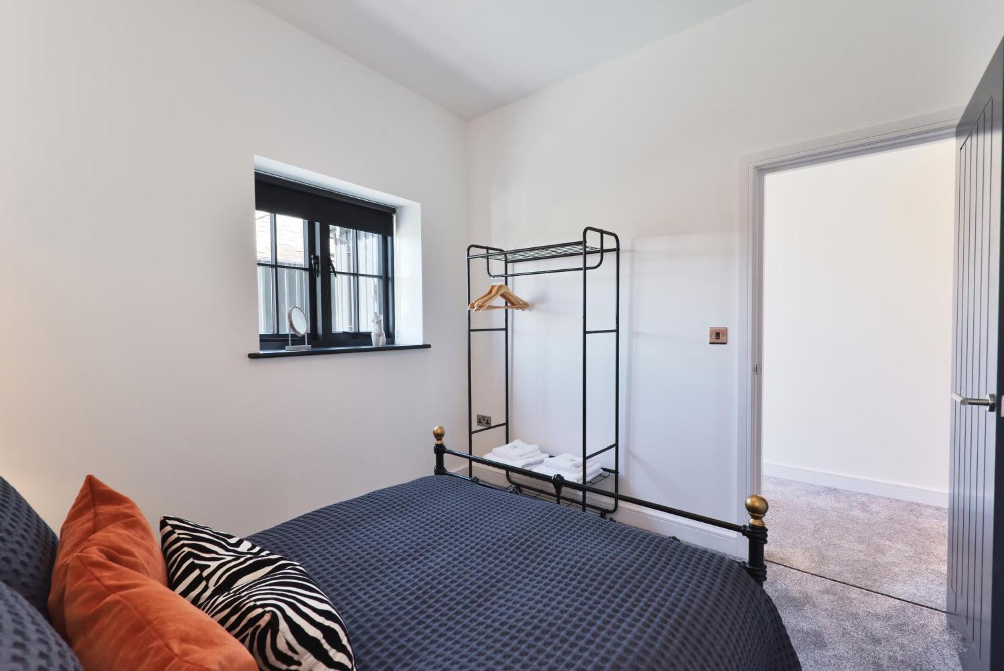Apartment 1, 15 West Street *